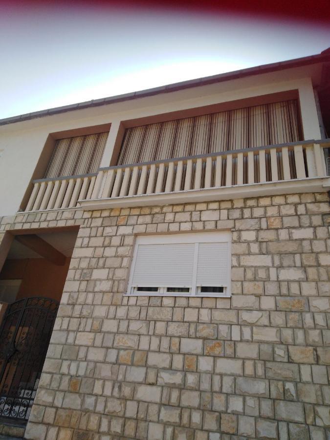 Janina Hisa Apartment Stolac Luaran gambar